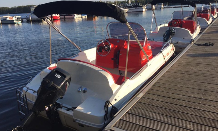 Image 3: 3 Std. Motorboot-Miete Open 450 für bis zu 6 Personen