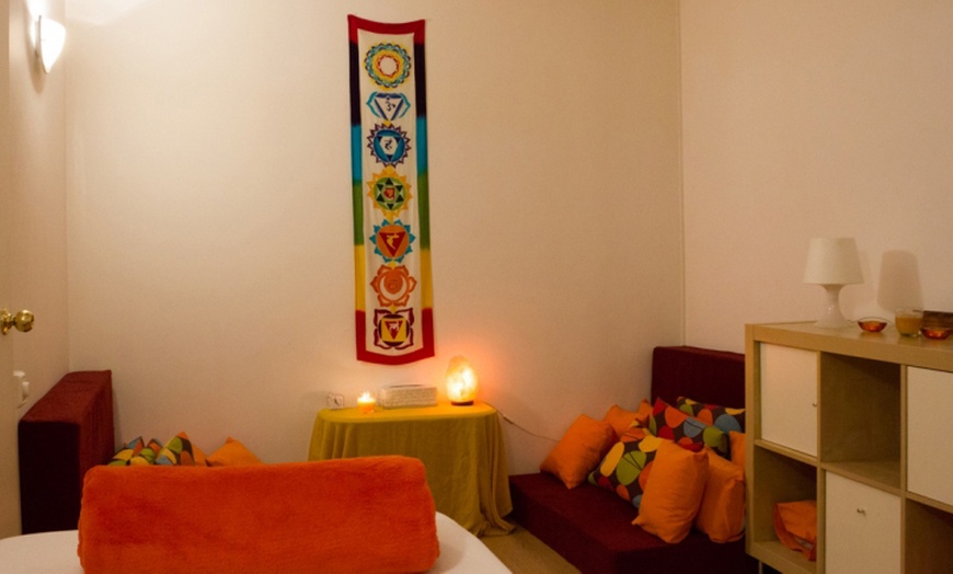 Image 2: 2, 4 o 6 sesiones de 45 minutos de maderoterapia en zona a elegir