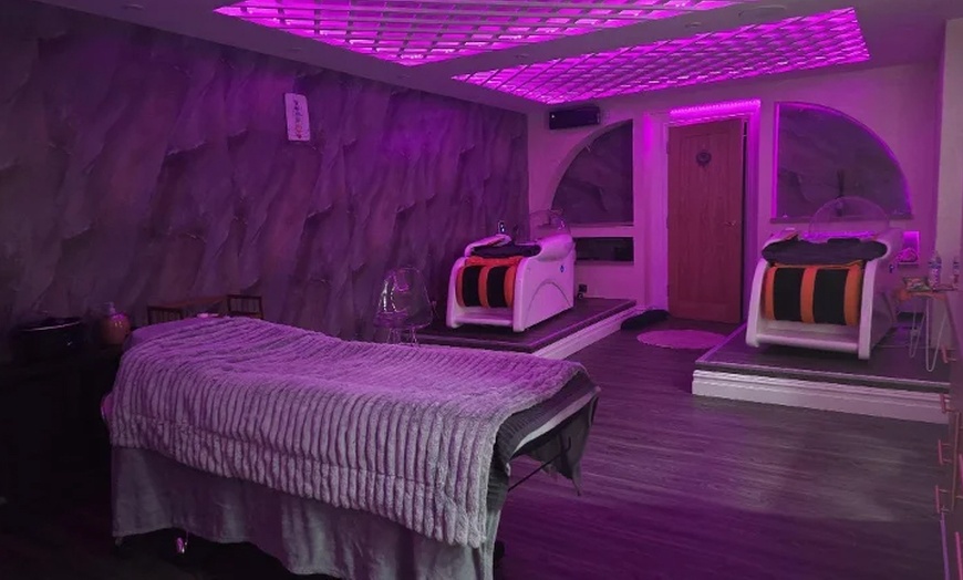 Image 3: Get Japanese Head Spa - Halo, Scalp Detox, or Deluxe Head Spa & Facial