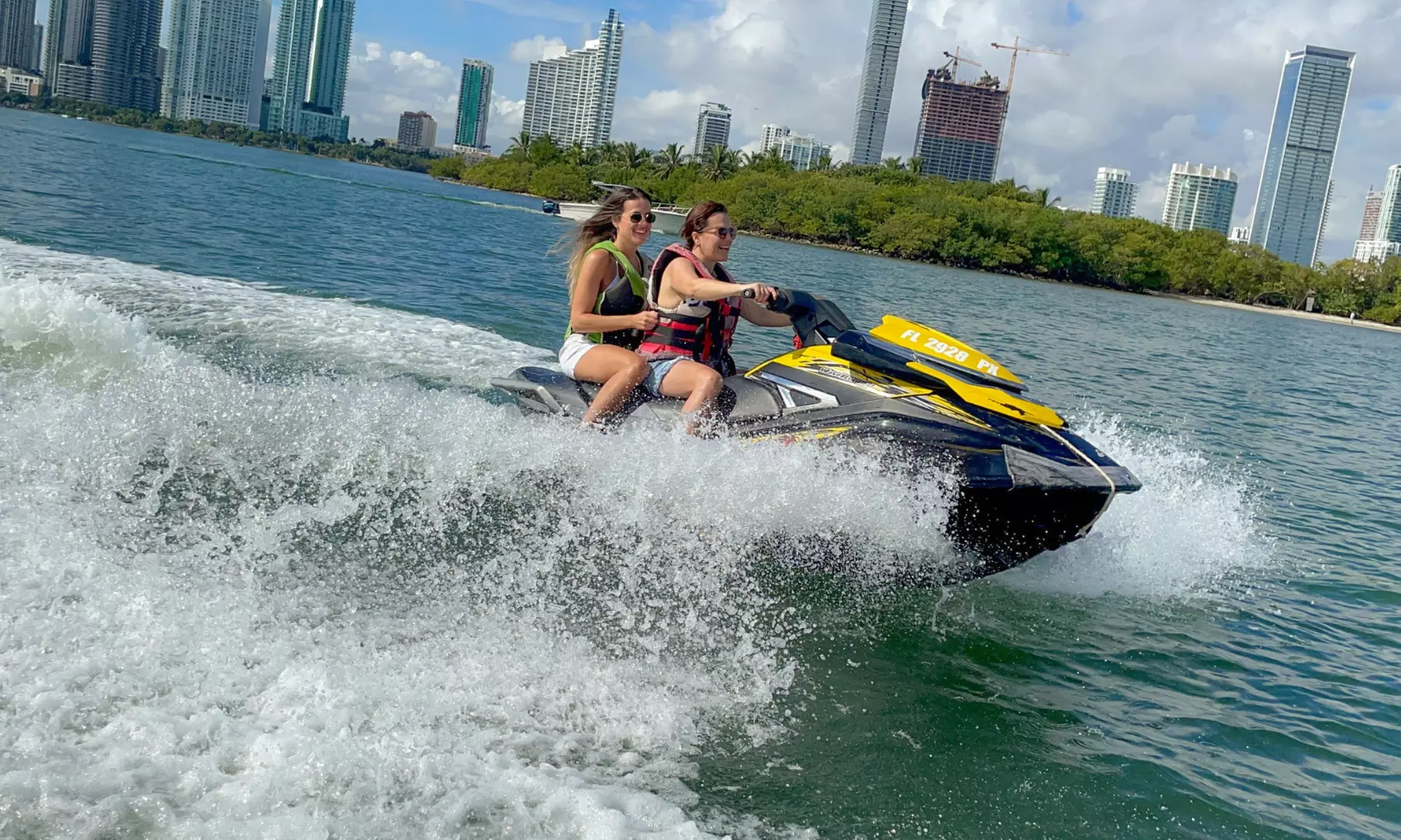 Exciting 1 Hour Jet Ski Rental for One or Two in Miami