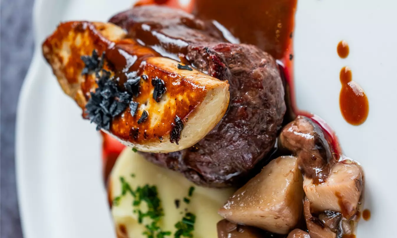 Menú degustación con 6 platos y 2 bebidas en Doña Concha