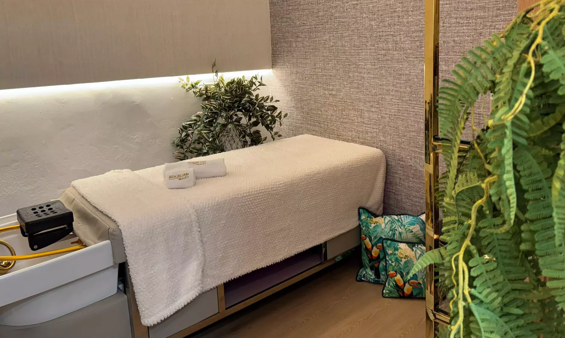 Head Spa Ritual o Head Spa Ritual con tratamiento Bright facial