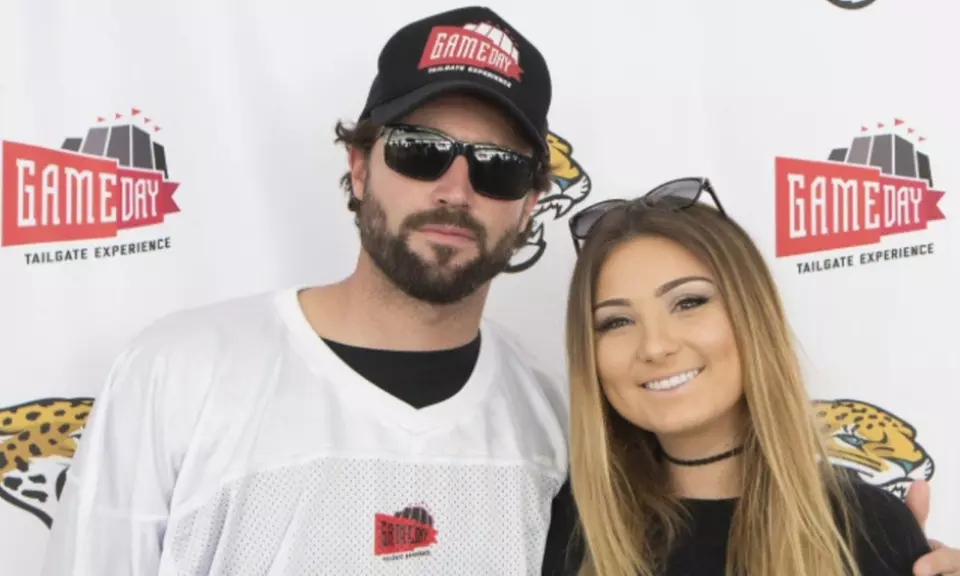 Jax vs. Seattle - All-Inclusive Tailgate Experience '25 GA Ticket 