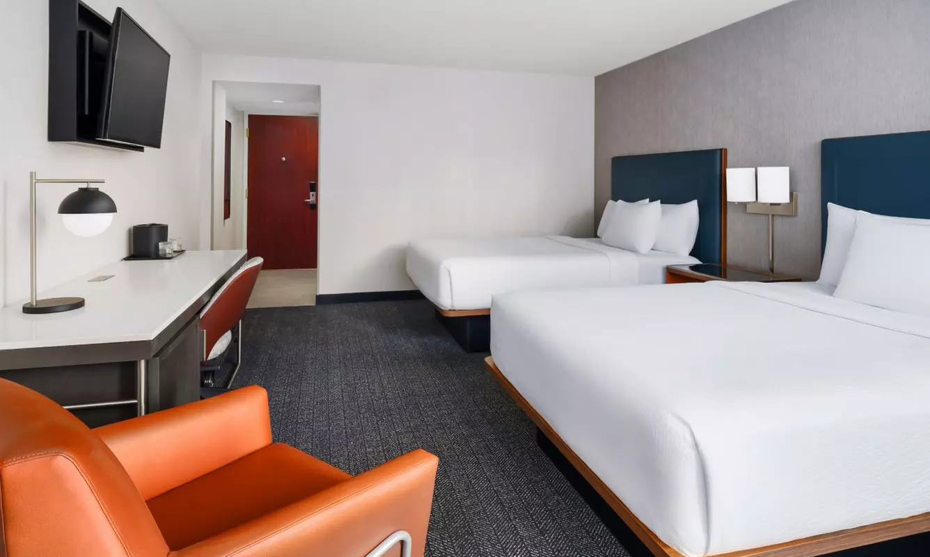 Members Only: Hotel in Buckhead | Steps from Lenox Mall