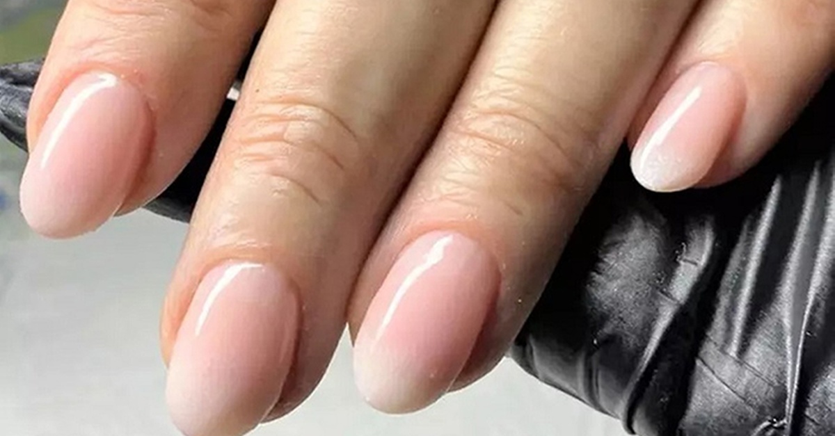 Servicio de manicura o pedicura en Valladolid