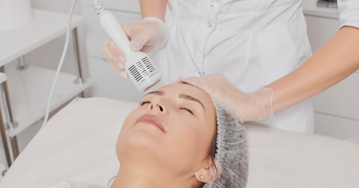 Tratamiento de crioterapia en rostro completo y papada en Barcelona