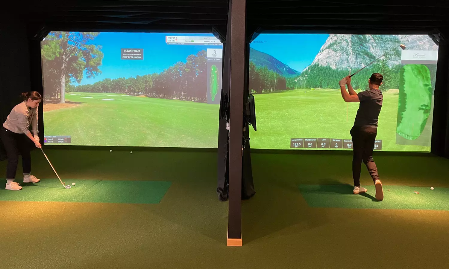 1 or 2 Hours on a High-Definition Golf Simulator for Up to 6 People