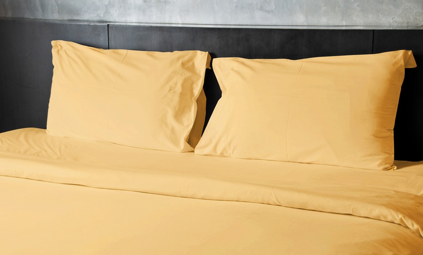 Image 2: King Size Bamboo Comfort 4-Piece 1800 Count Bedding - EXTRA SOFT DEEP SHEETS