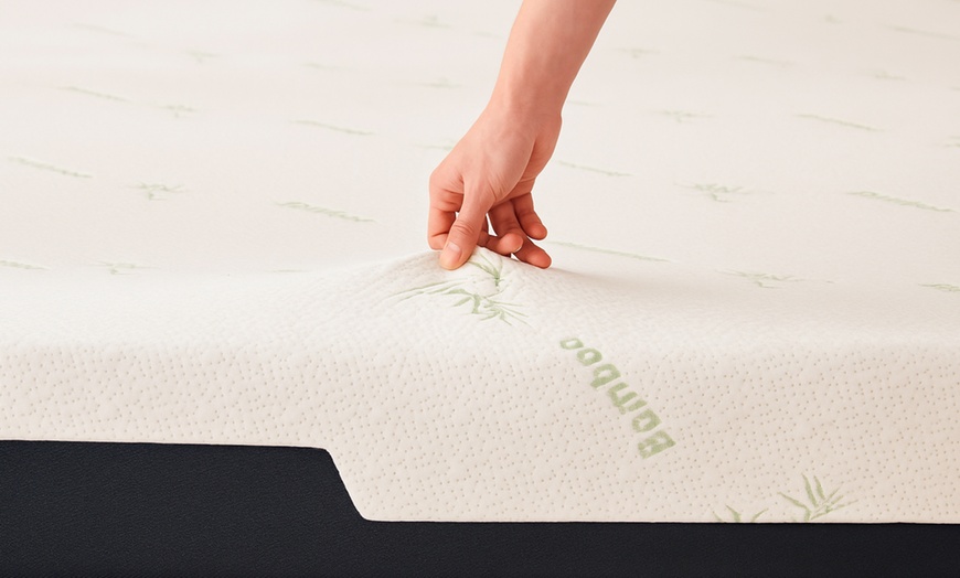 Image 3: Sampur traagschuimmatras met Bamboe Hoes