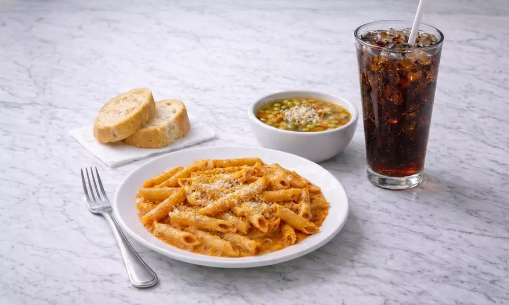 Satisfy Your Cravings with Pasta, Soup, Bread, and Drink
