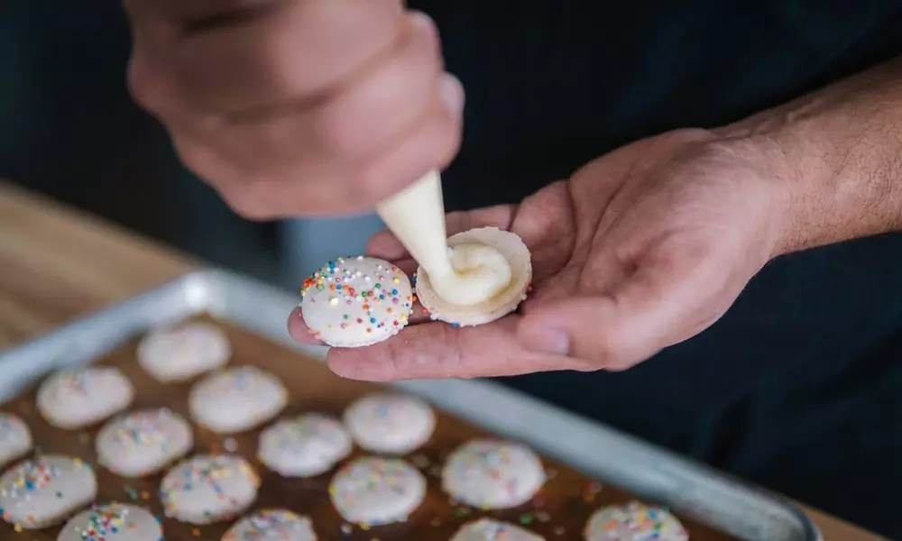 2-Hour Macaron Making Class + Gift Bag for One or Two People