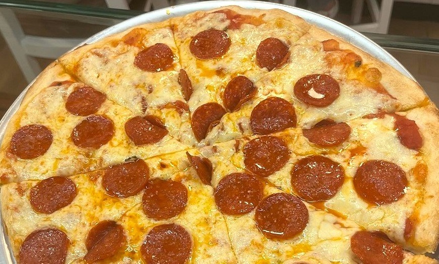 Image 3: ¡Dirección Italia! Menú completo de pizza o pasta para 2 o 4 personas