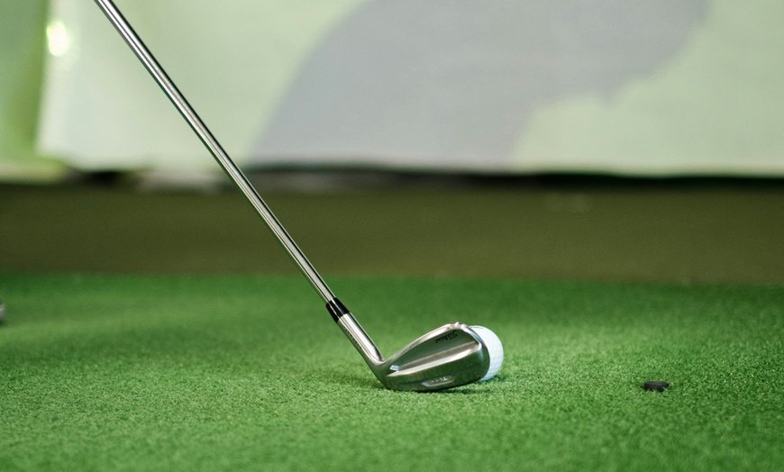 Image 5: Simulador de golf indoor: hasta 20 horas de juego para 1-6 personas