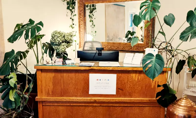 One, Two, or Three 60-Min Deep Tissue or Swedish Massages for One