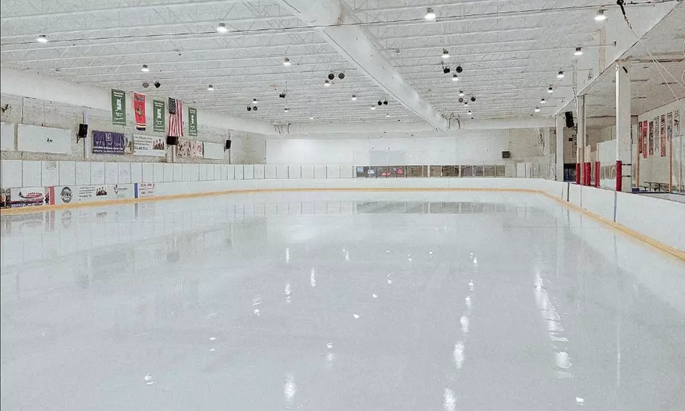 Up to 20% Off Ice Skating with Popcorn and Drinks