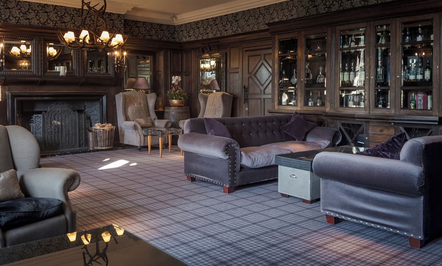 Image 6: Northumberland: 1 Night Stay w/Breakfast, Dining Credit, and Late C/O