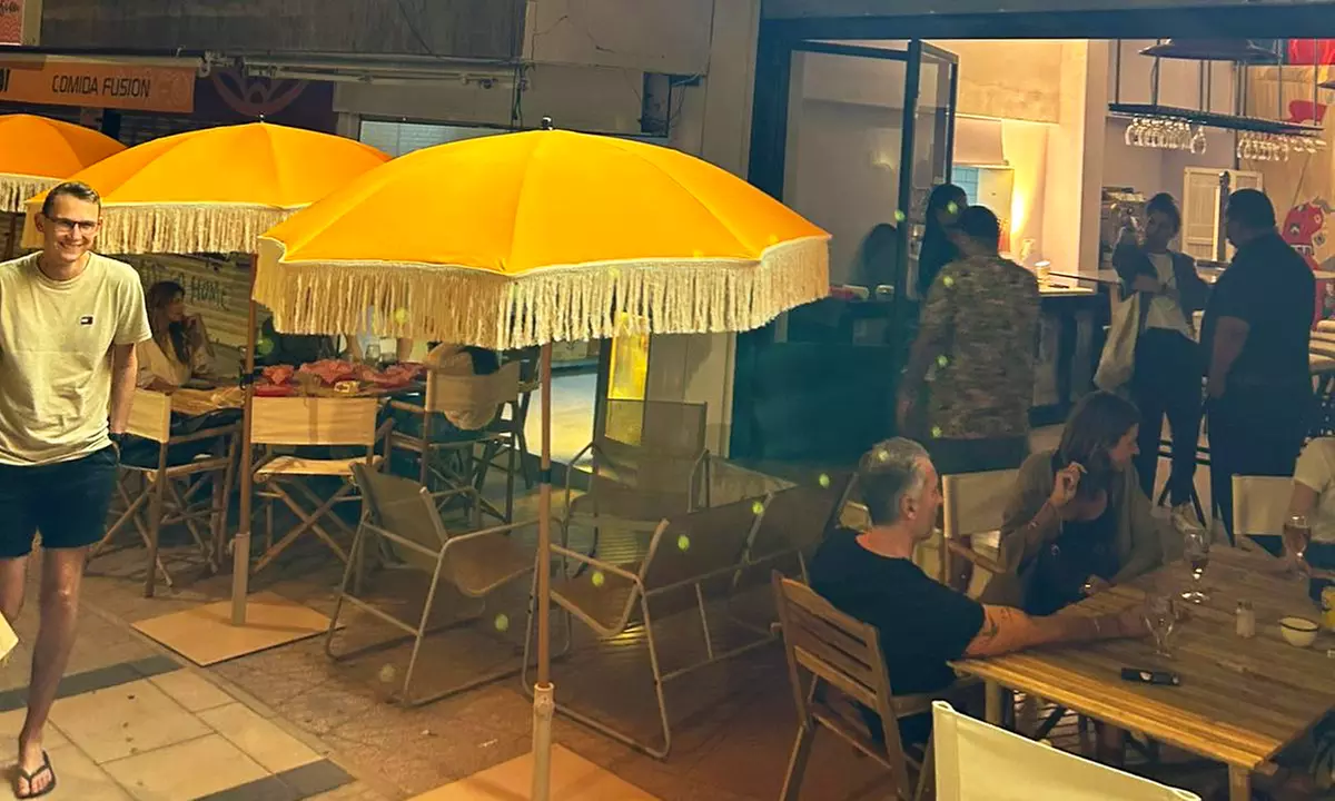 Menú de hamburguesa smash con patatas y bebida para 1, 2 o 4 personas