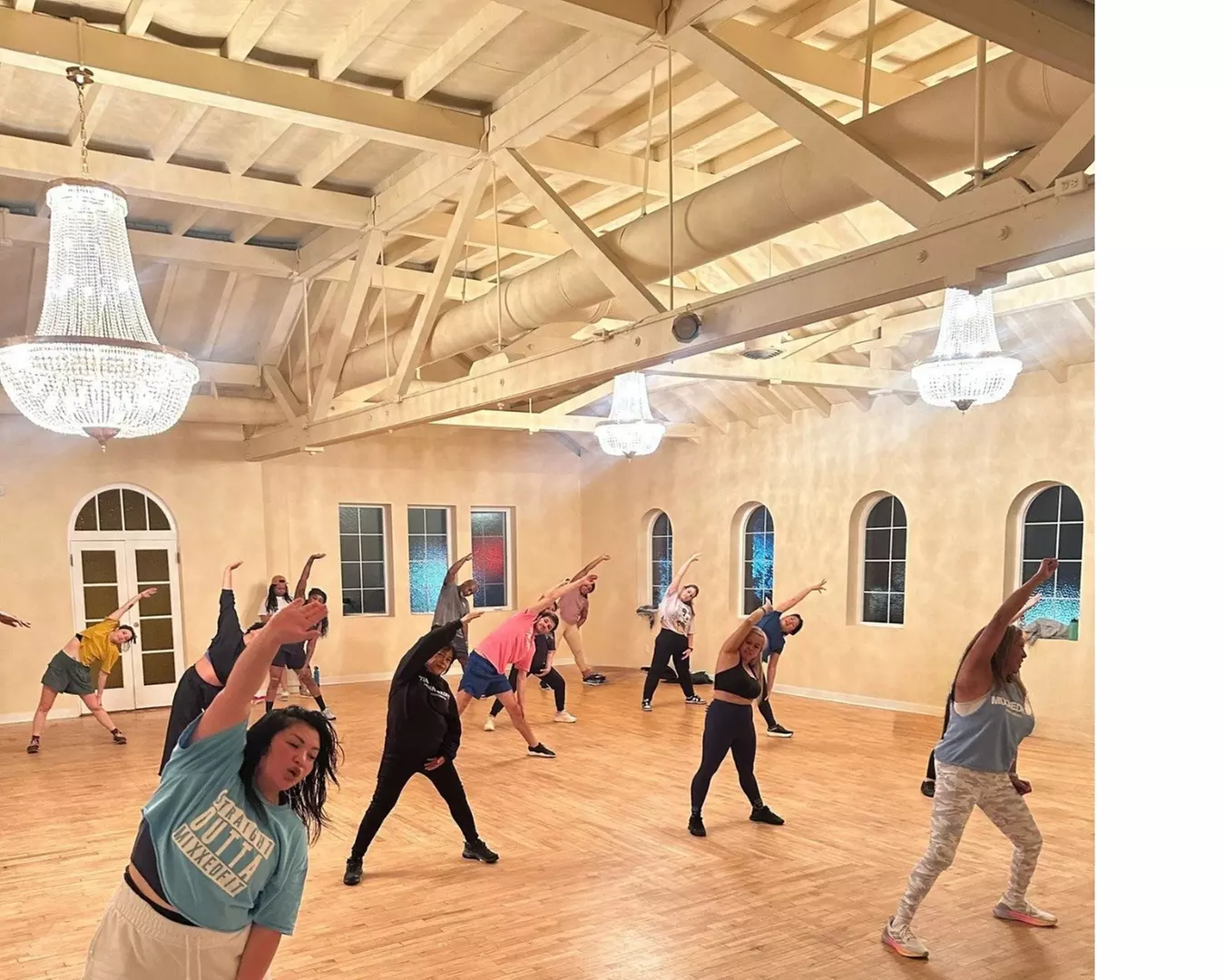 5 or 10 High-Energy Dance Fitness Classes for All Levels