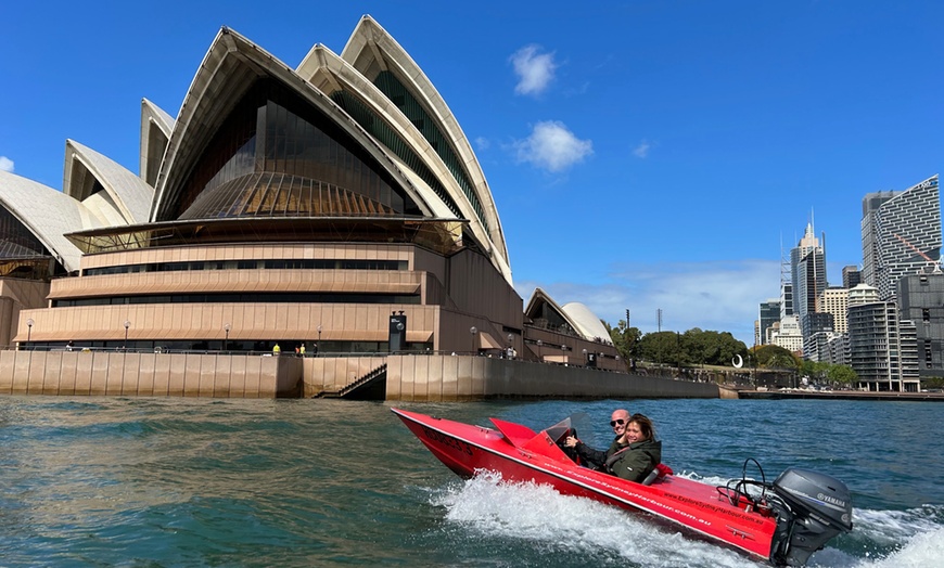 Image 1: 2-Hour Highlights or 3-Hour Grand Speedboat Tours in Sydney Harbour
