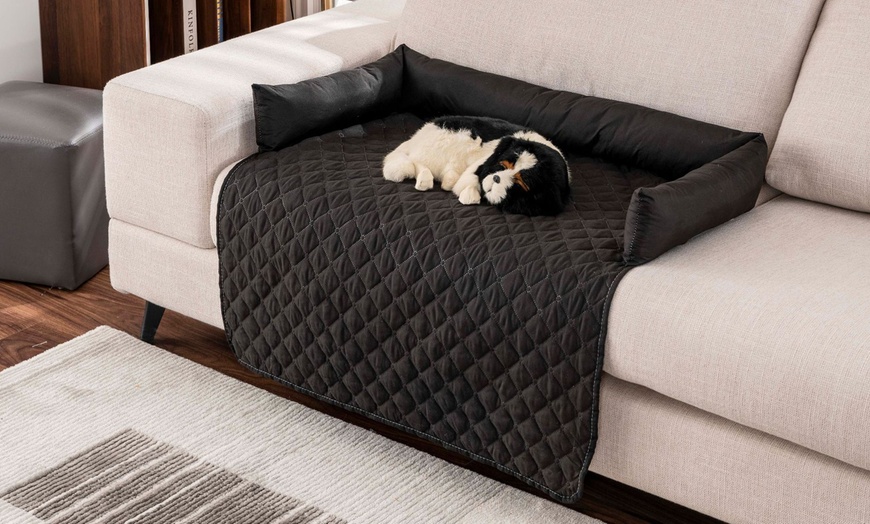 Image 9: Waterproof Padded Pet Mat in choice of colours and sizes