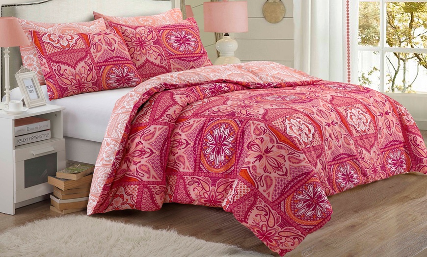 Image 4: Reduced to Clear Duvet Cover Set
