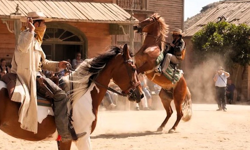Image 1: 2 entradas de niño o adulto para el parque Fort-Bravo/Texas Hollywood