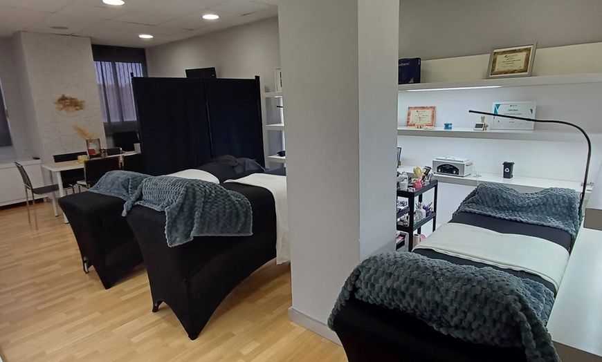 Image 4: Masaje en pareja o individual a 4 manos de 30 o 60 minutos