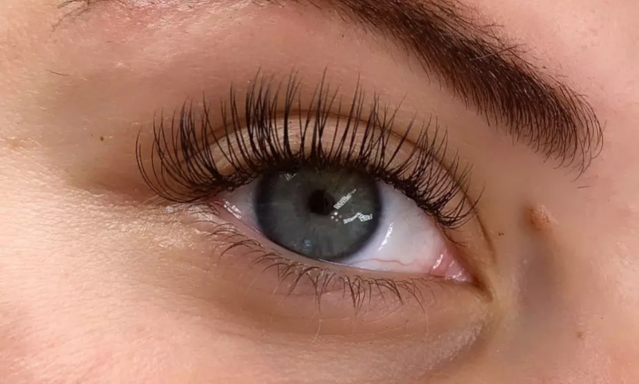 Get a Full set of Classic, Light/Medium/Full Volume Lash Extensions at Versari Beauty Studios - Up to 60% Off - Primary Image