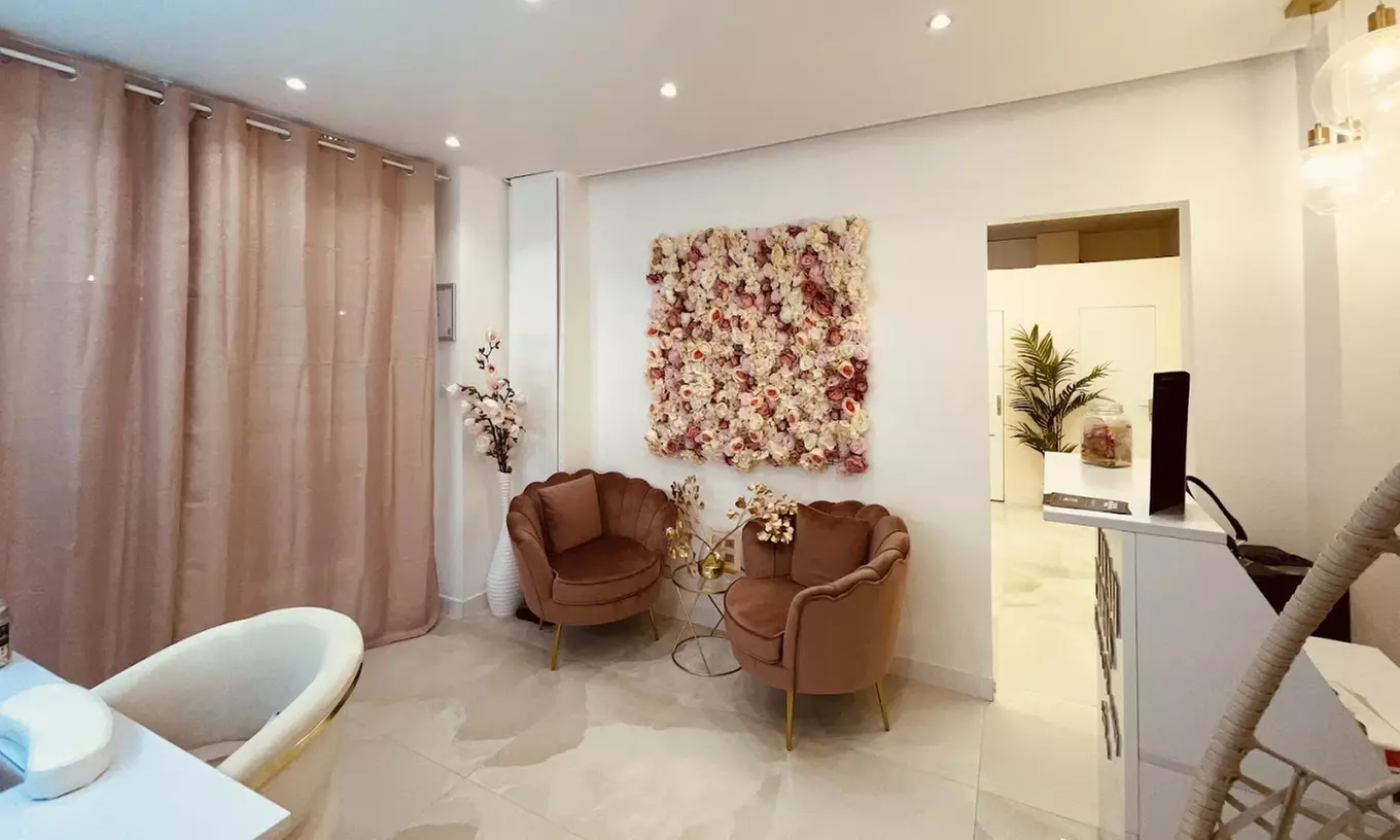 Soin du visage anti-fatigue, session beauté des mains ou pieds de 45 ou 60 min. (jusqu'à 30% de remise) - Image 4