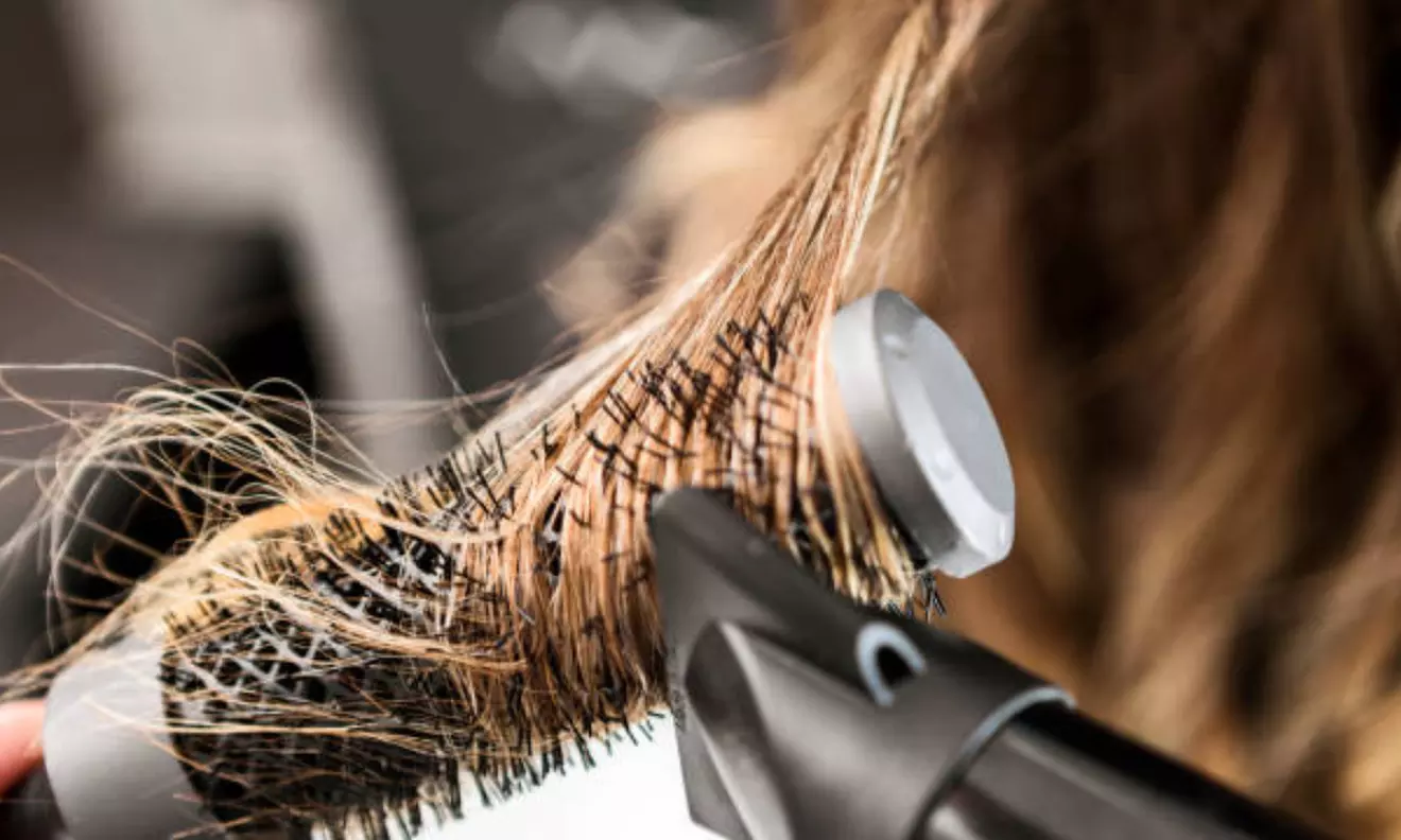 Luce una melena más suave y lisa con Alisado de Keratina u Orgánico