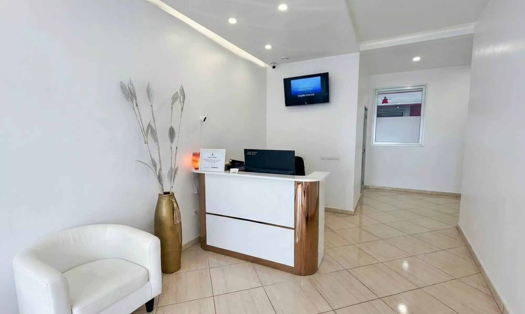 Higiene dental con opción a curetaje de 1 o 2 arcadas más diagnóstico