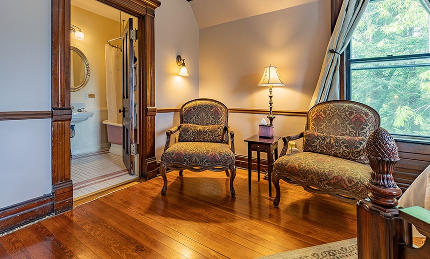 Image 27: Member Pricing: Historic B&B With Victorian Charm
