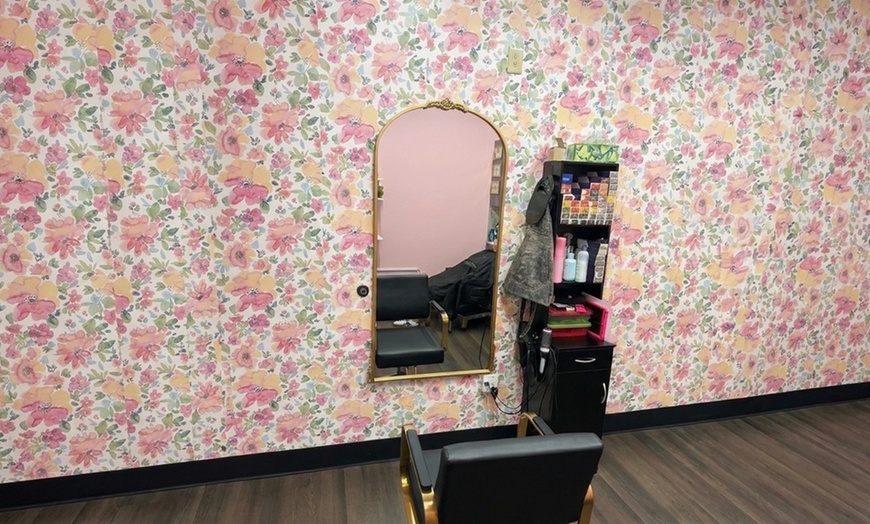 Image 5: Expert Hair Care & Coloring: Cuts, Highlights, & Transformations