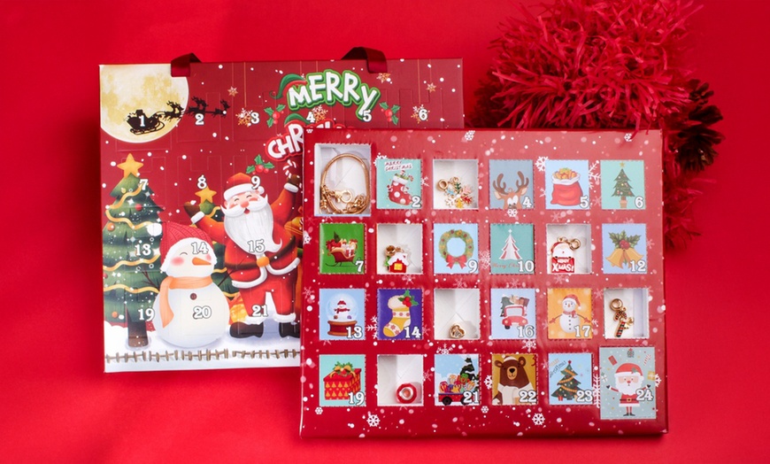Image 5: Christmas Charms Bracelet Advent Calendars - Build Your Own Bracelet