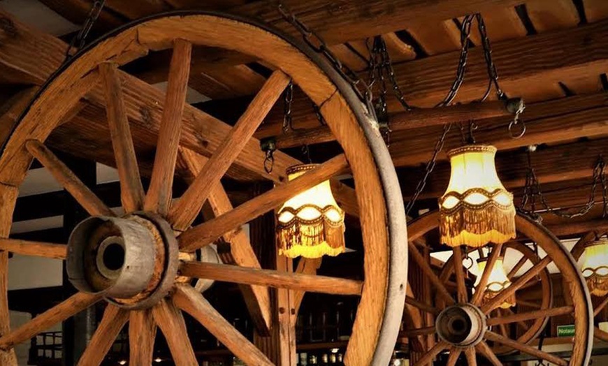 Image 7: Armenisches 2- oder 3-Gänge-Menü mit Grillplatte für 2 oder 4 Personen