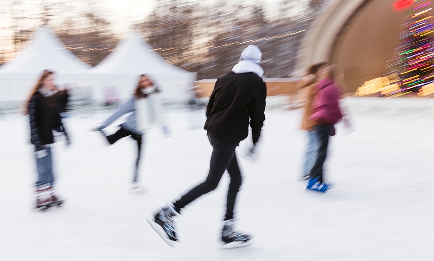 Image 3: 1 Std. Eisstockschießen auf 1 Bahn für bis zu 10 Personen