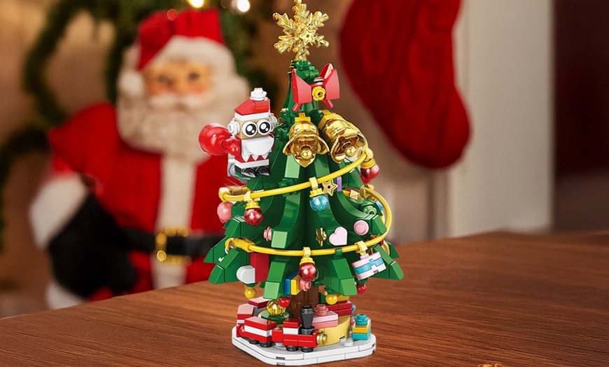 Image 6: Christmas Building Block Gift Set - Set of 3 Models, Compatible with Major Brands (Ages 6+)