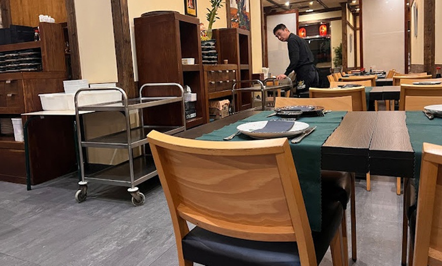 Image 20: Buffet libre de sushi por la noche para dos personas