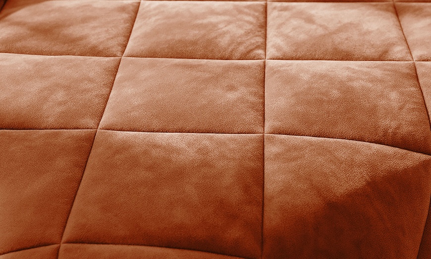 Image 18: Trapunta in velluto Irina