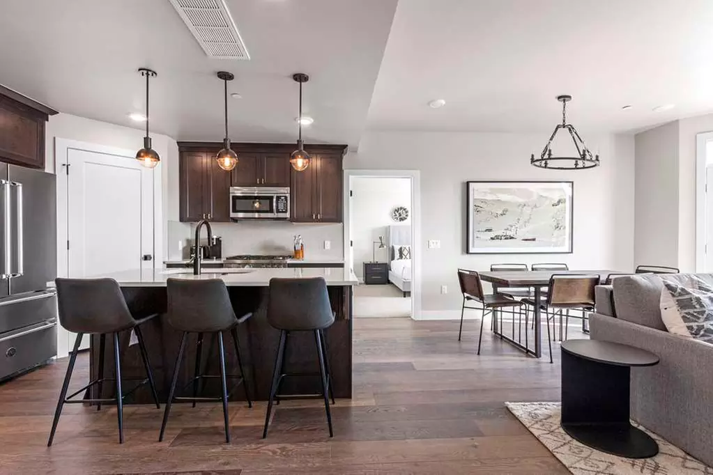 Member Pricing: 4* Mountain Resort in Park City with Sweeping Views 

