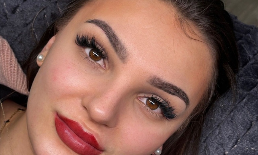 Image 2: Permanente Lippenvollschattierung oder Lipliner für 1 Person