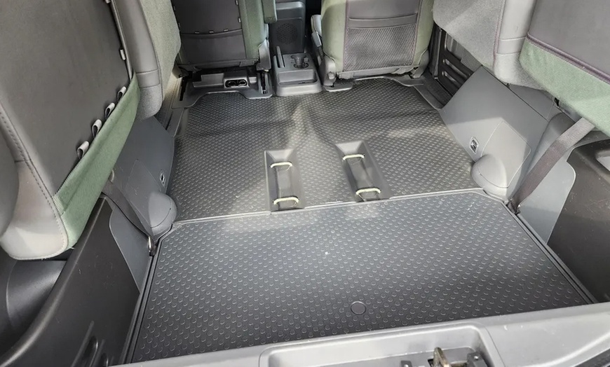 Image 5: Get an Interior and Exterior Detailing Service for Sedan or Full Size