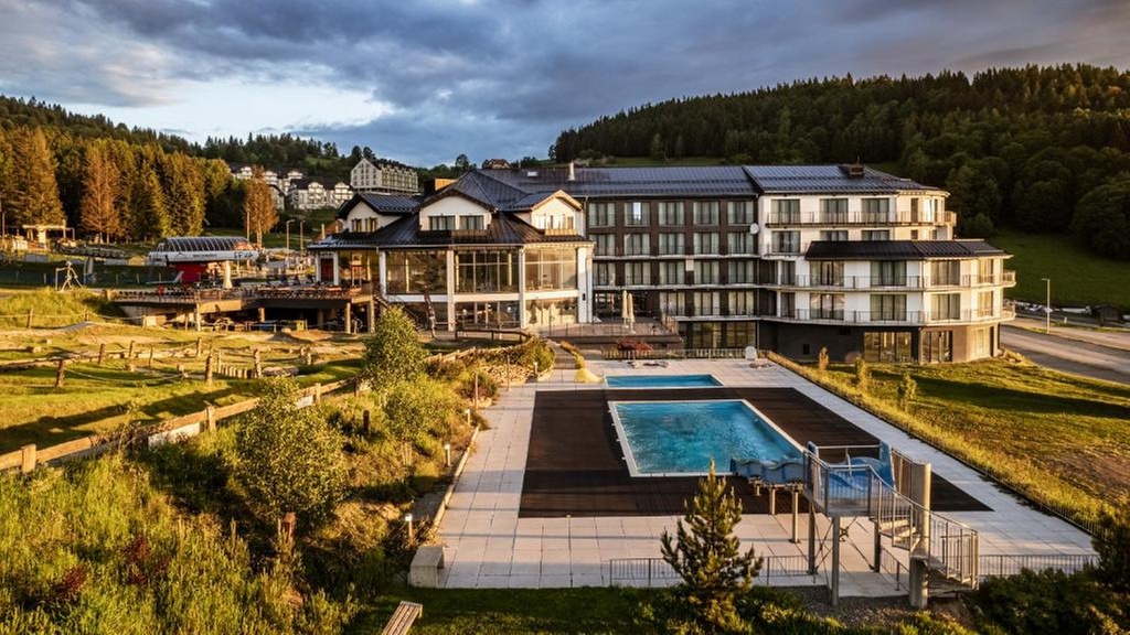 2-7 nocy w apartamencie dla 2 osób w hotelu Czarna Perła w Sudetach