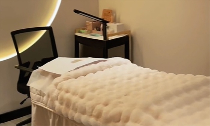 Classic or Volume Full Set Eyelash Extensions with Optional Fill-In