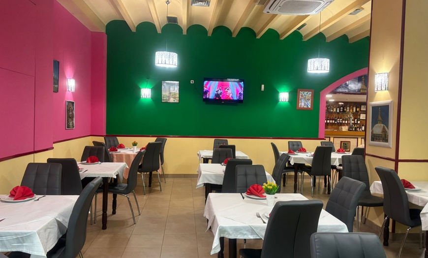 Image 9: Explora la cocina india: menú indio completo para 2 o 4 personas