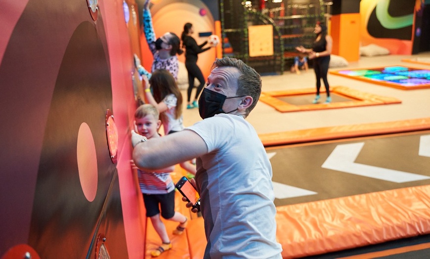 Image 3: Trampoline Park Experience for 1,2 or 4 Juniors on Weekend or Weekdays