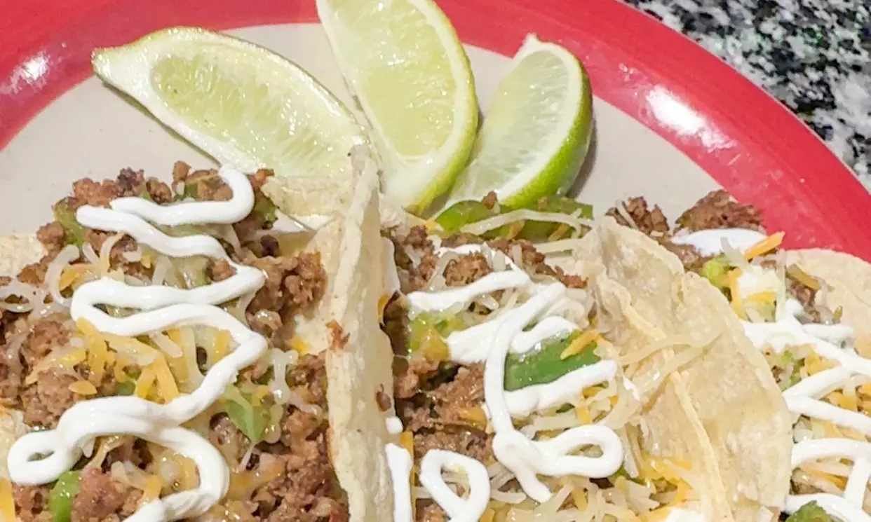 Get Flavor-Packed Tacos & Karaoke or Tacos Margarita karaoke