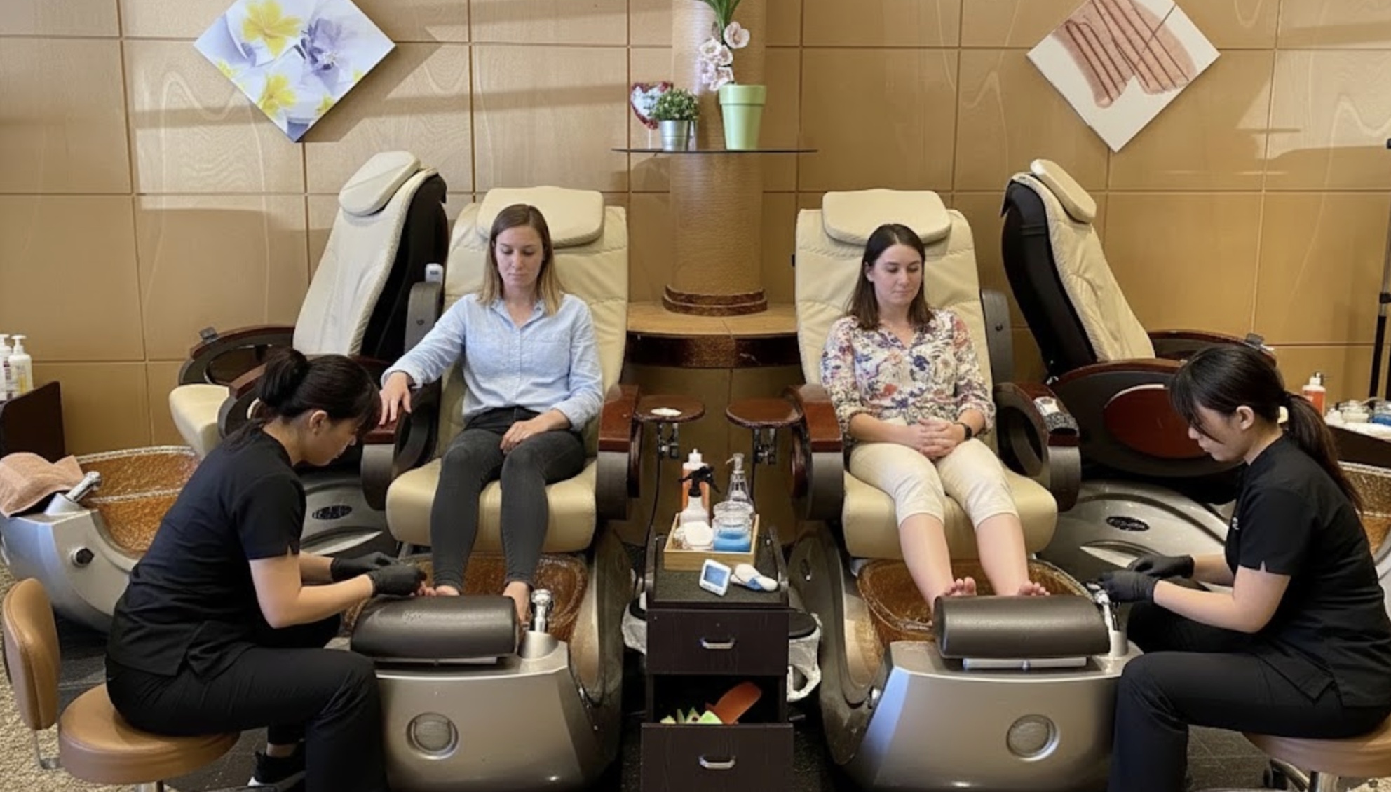 Choice of Spa Pedicure or Spa Pedicure with Gel