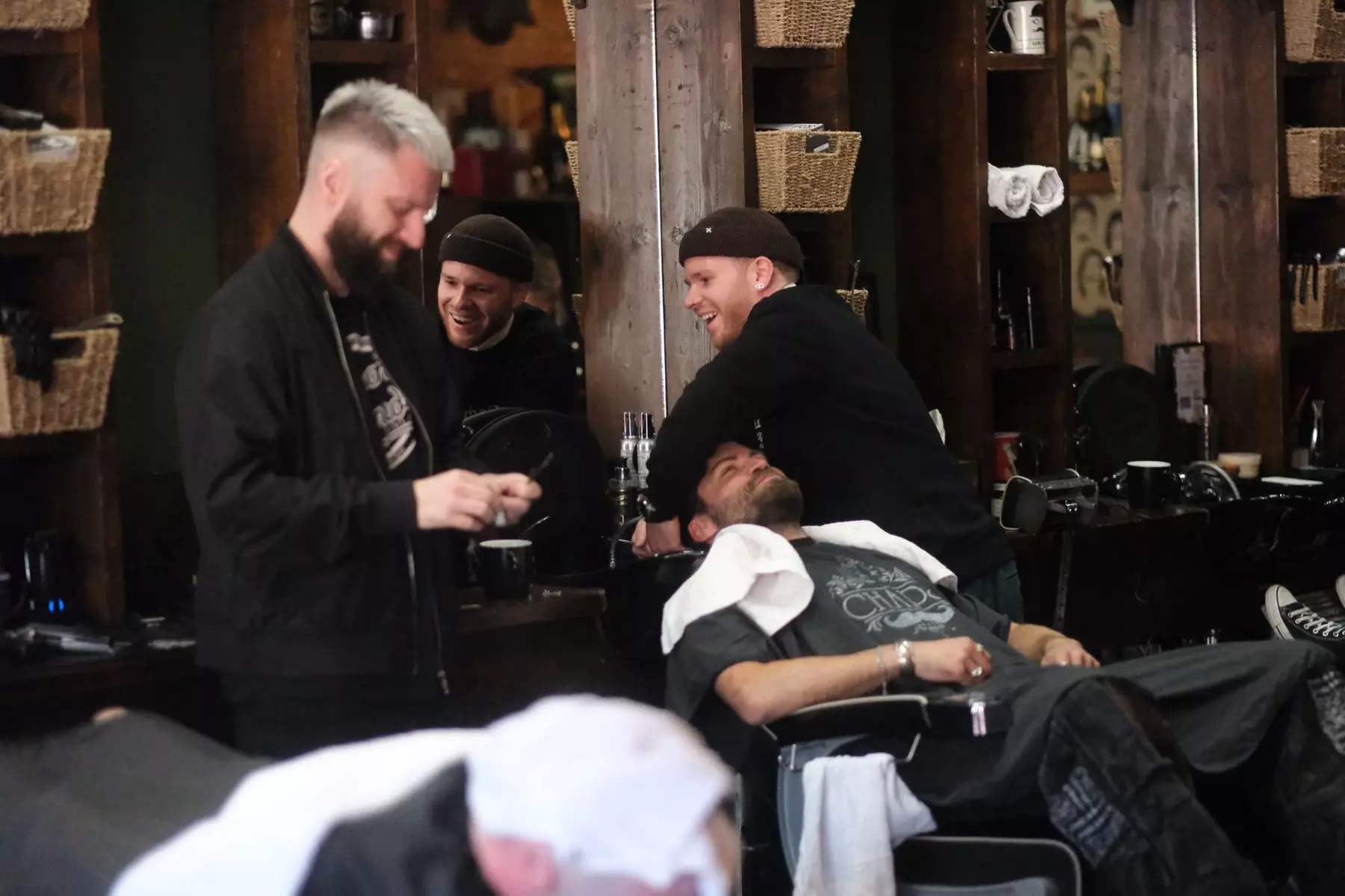 The Gentleman’s Reset – Sharp Shaves & Relaxing Extras