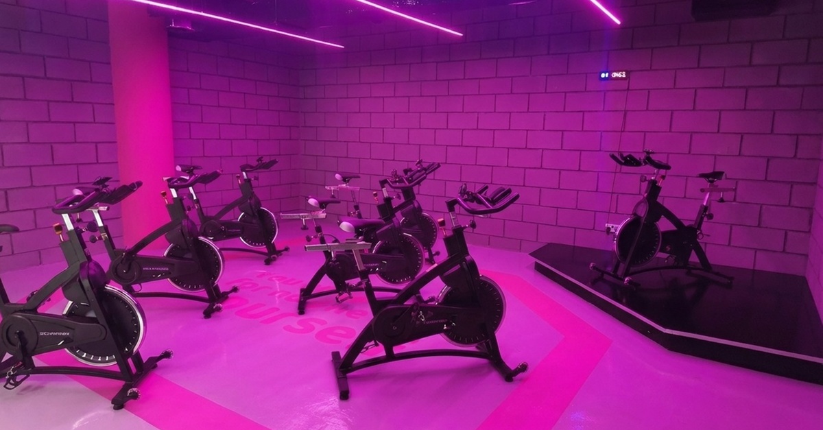 Join 1, 3, Or 5 45 Mins Session Of Cycling/Crossfit Workout Yoga Join 1, 3, Or 5 45 Mins Session Of Cycling/Crossfit Workout Yoga